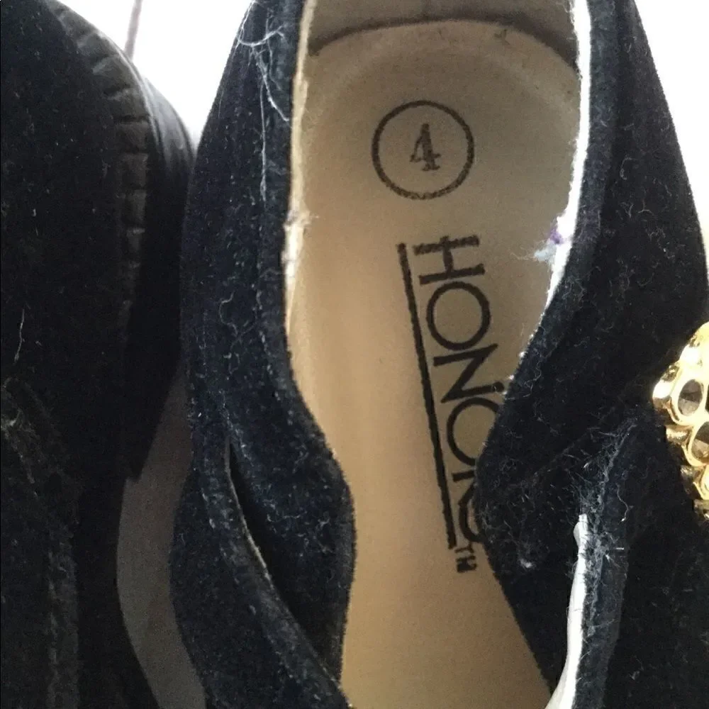 Vintage suede block heels diamond buckle